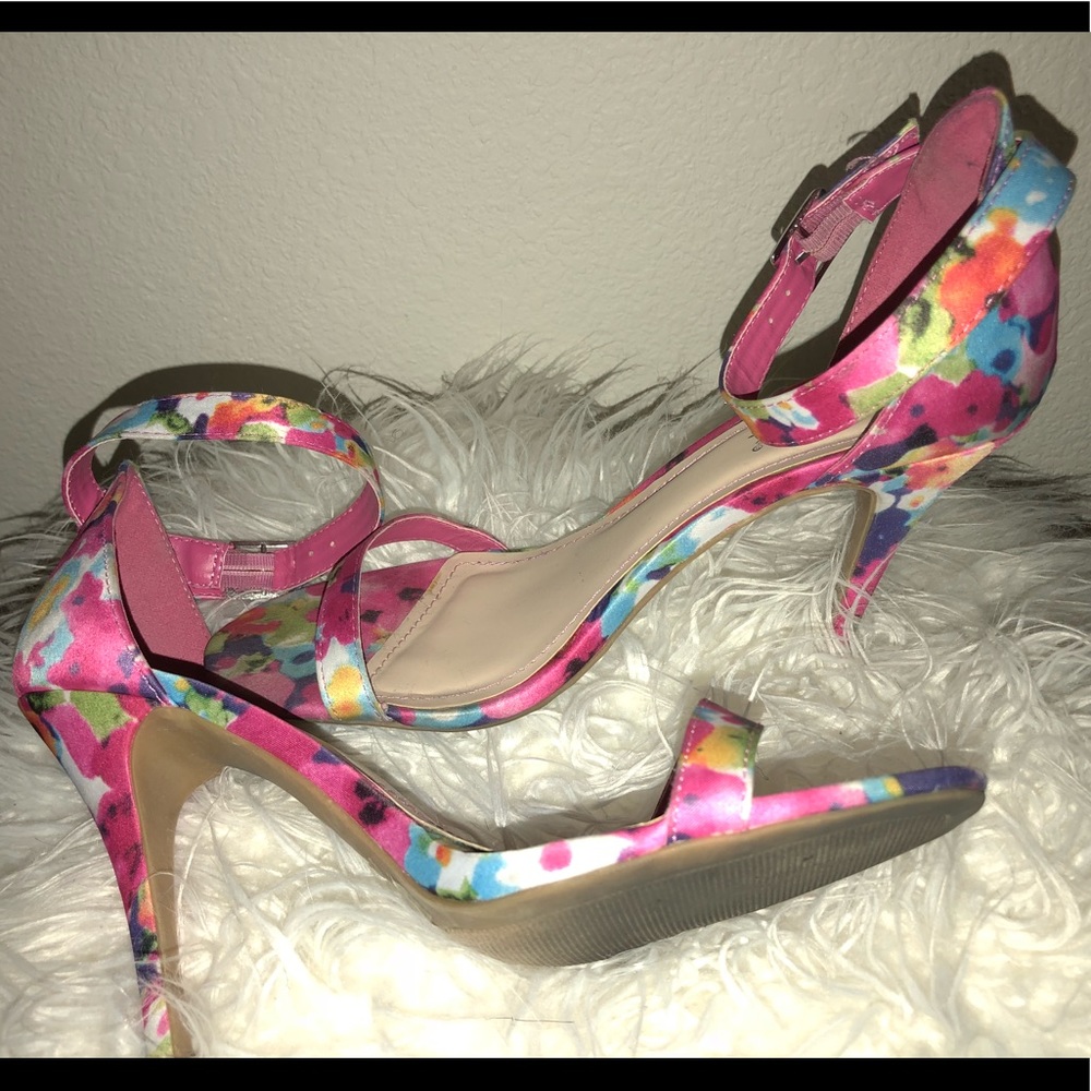 Beautiful colored heels!